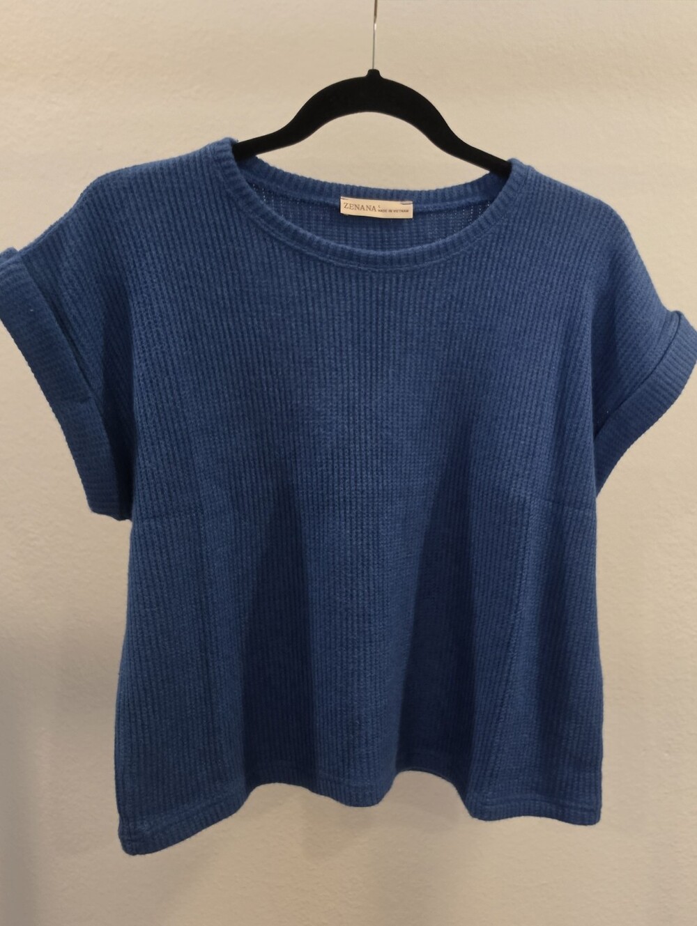 Zenana Outfitters Short Sleeve Ribbed Knit Crewneck Top in Blue